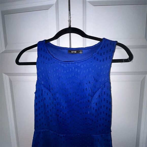 Apt 9 Women's Blue Fit & Flare Knee-Length Dress Size 8 Sleeveless - Picture 3 of 7